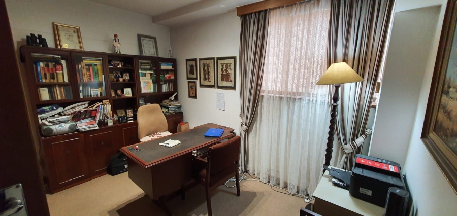 5 Bedroom Property for Sale in Humewood Eastern Cape